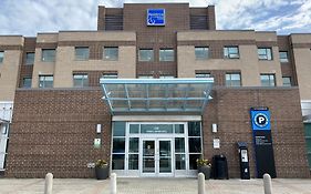 Residence & Conference Centre - Hamilton